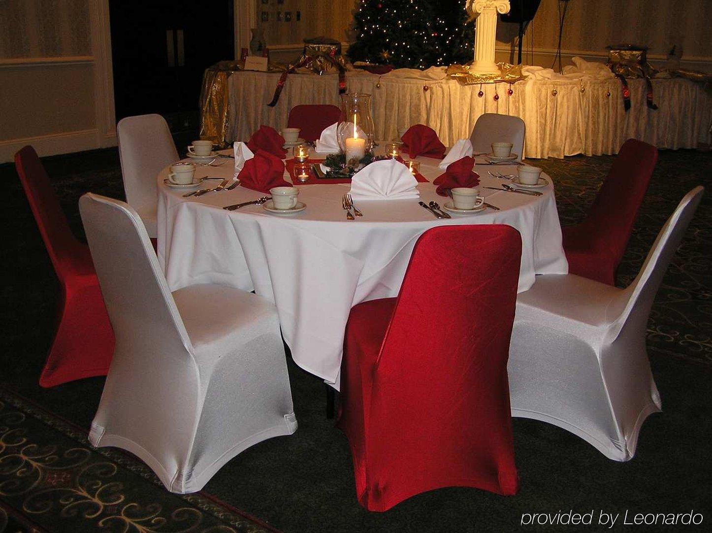 Doubletree By Hilton Charlottesville Restaurant photo