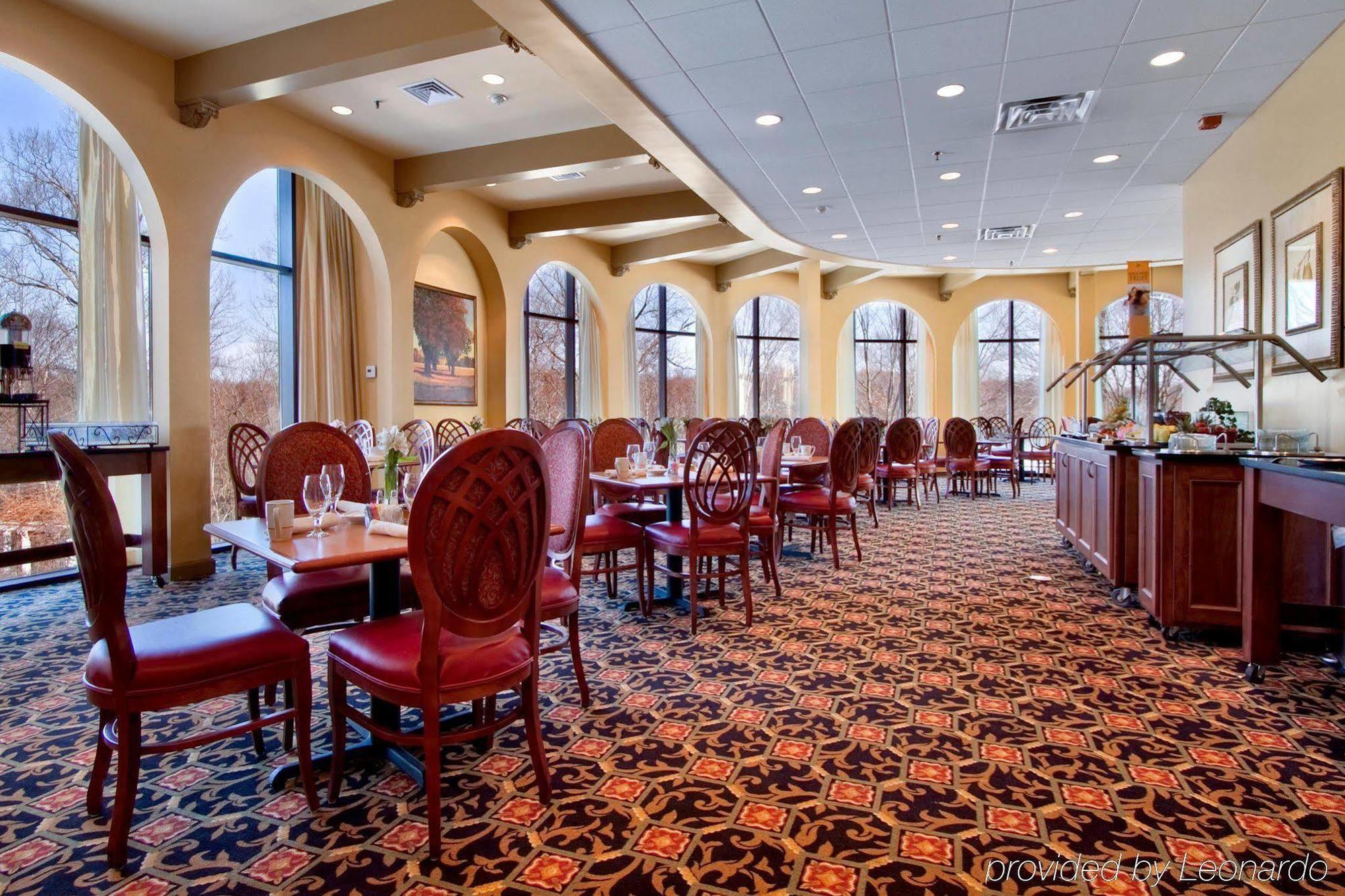 Doubletree By Hilton Charlottesville Restaurant photo